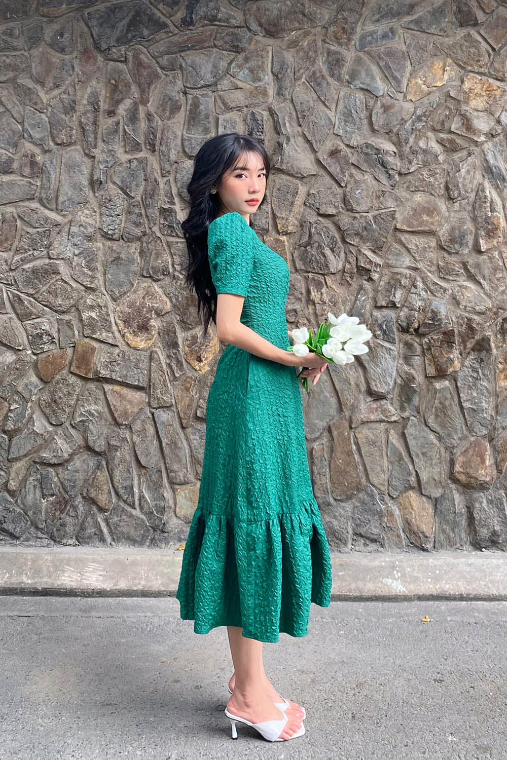 Đầm midi dáng xòe đuôi cá