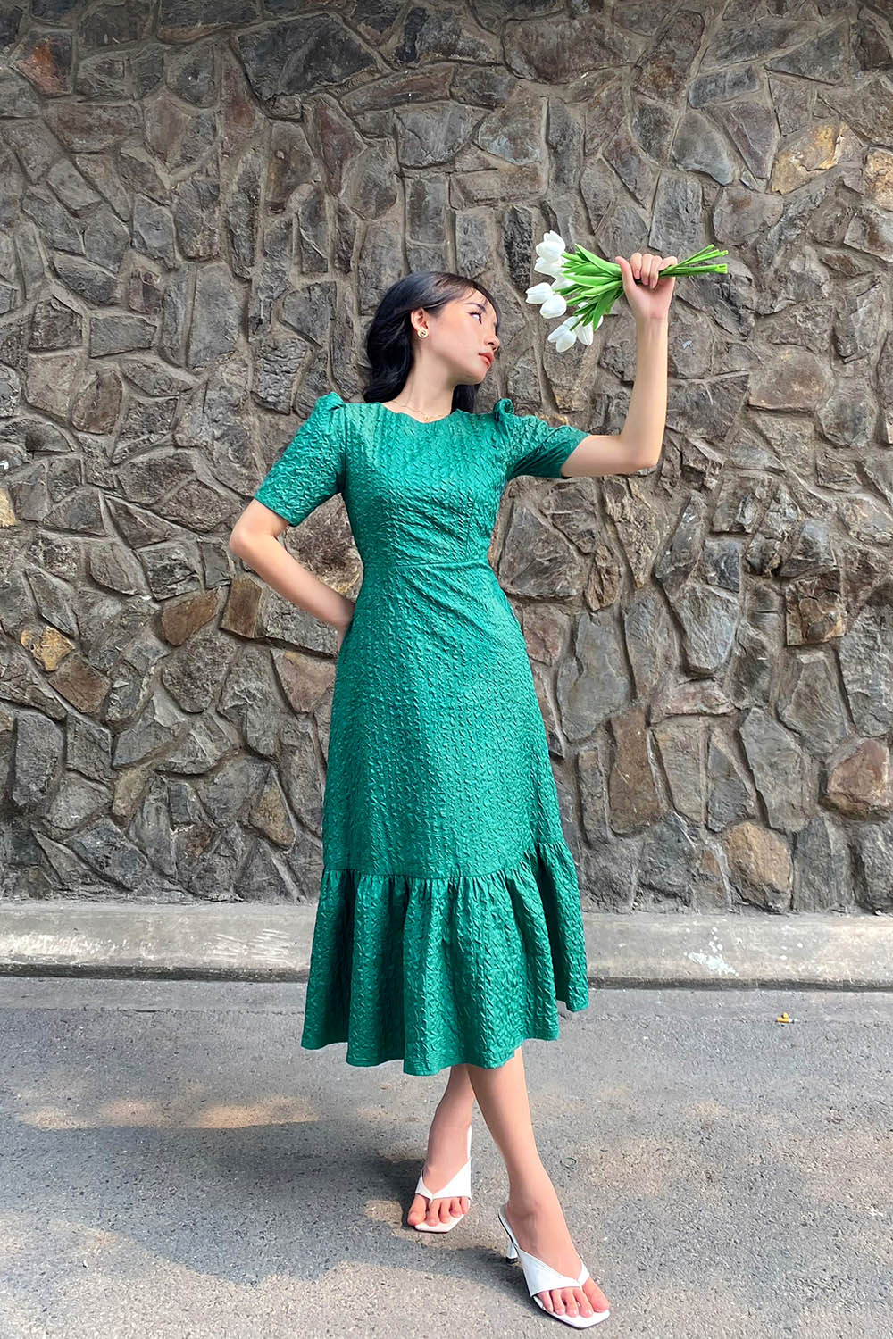 Đầm midi dáng xòe đuôi cá