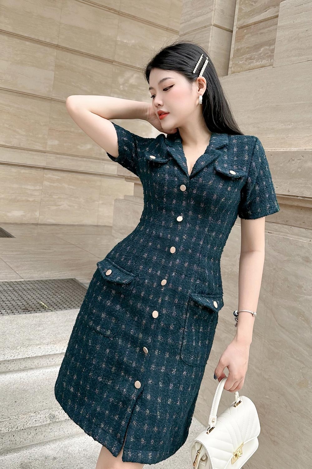 Đầm vải tweed dáng sơ mi phối túi
