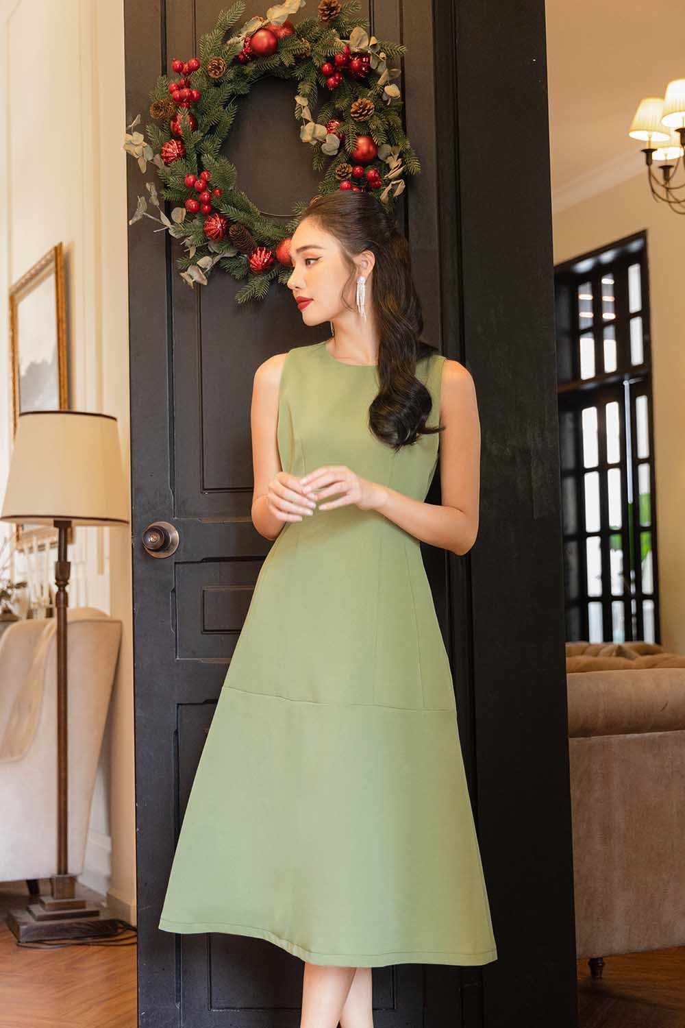 Đầm đuôi cá dự tiệc dáng dài sát nách