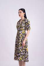 Đầm xòe họa tiết công sở cổ V tay lỡ