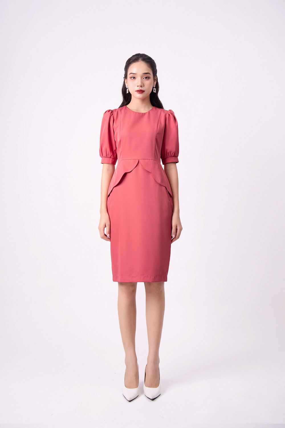 Đầm peplum công sở dáng ôm tay lỡ