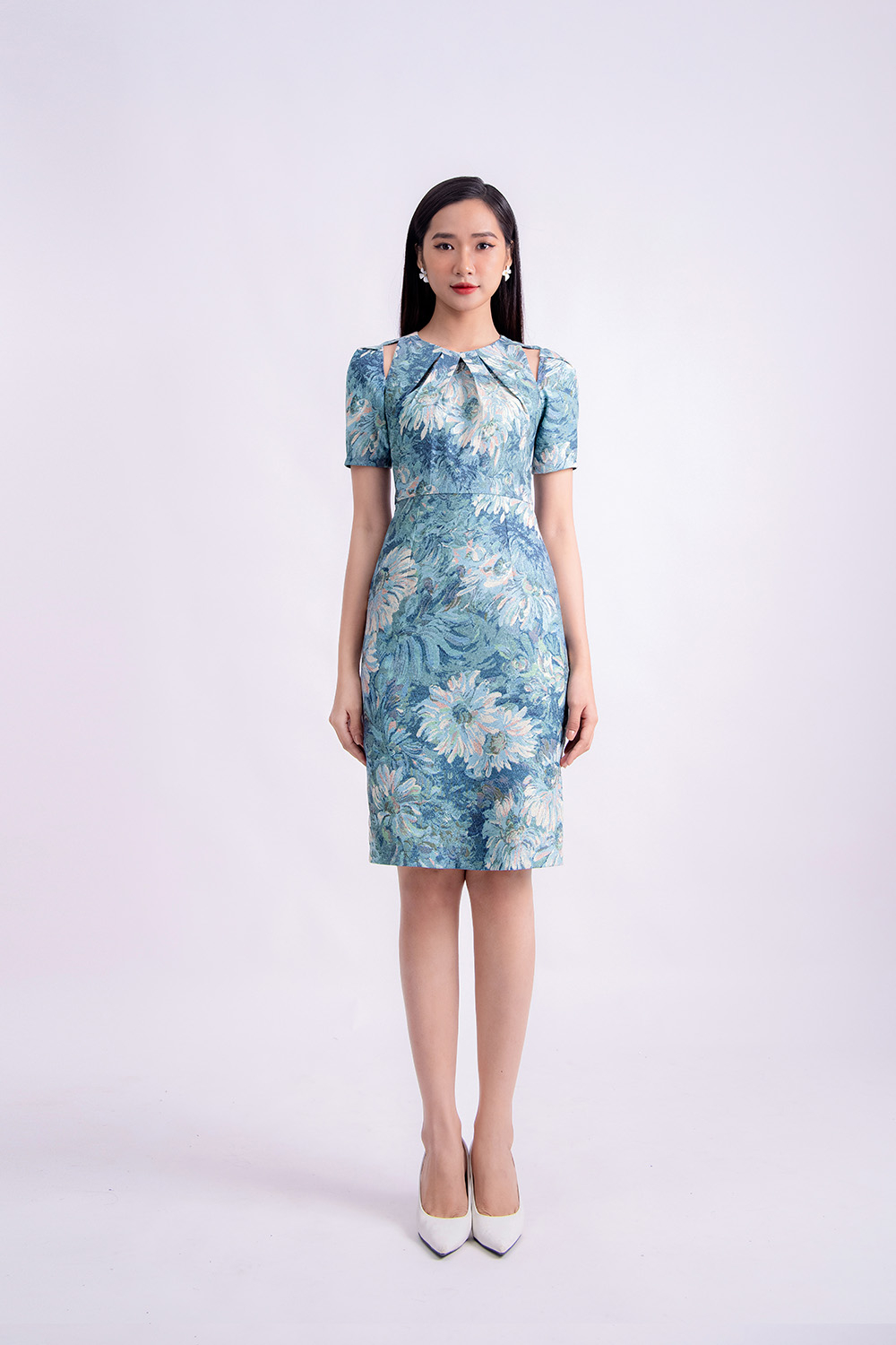 Đầm hoa dáng ôm body vai-cut-out