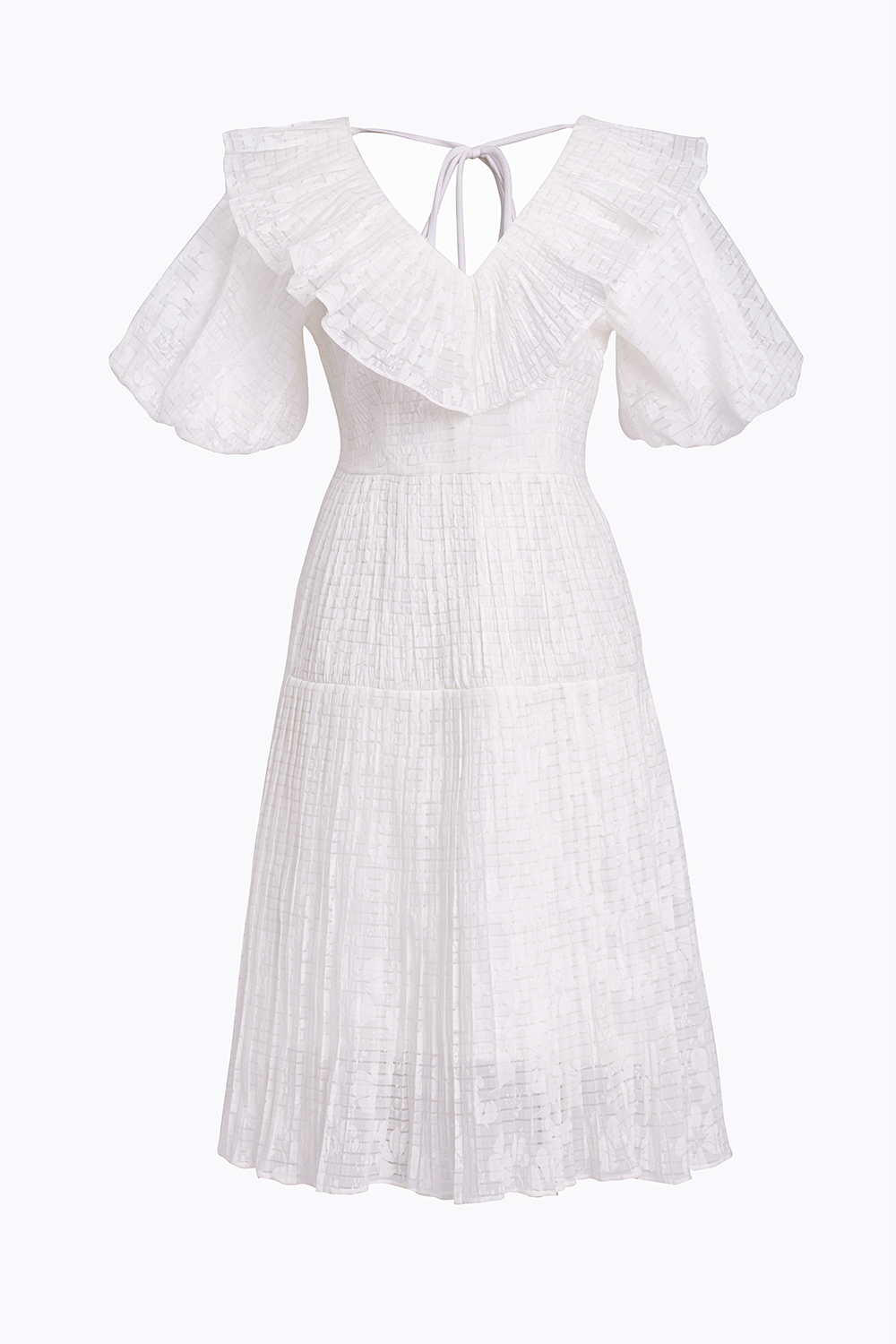 Đầm trắng dáng xòe cổ viền bèo tay phồng