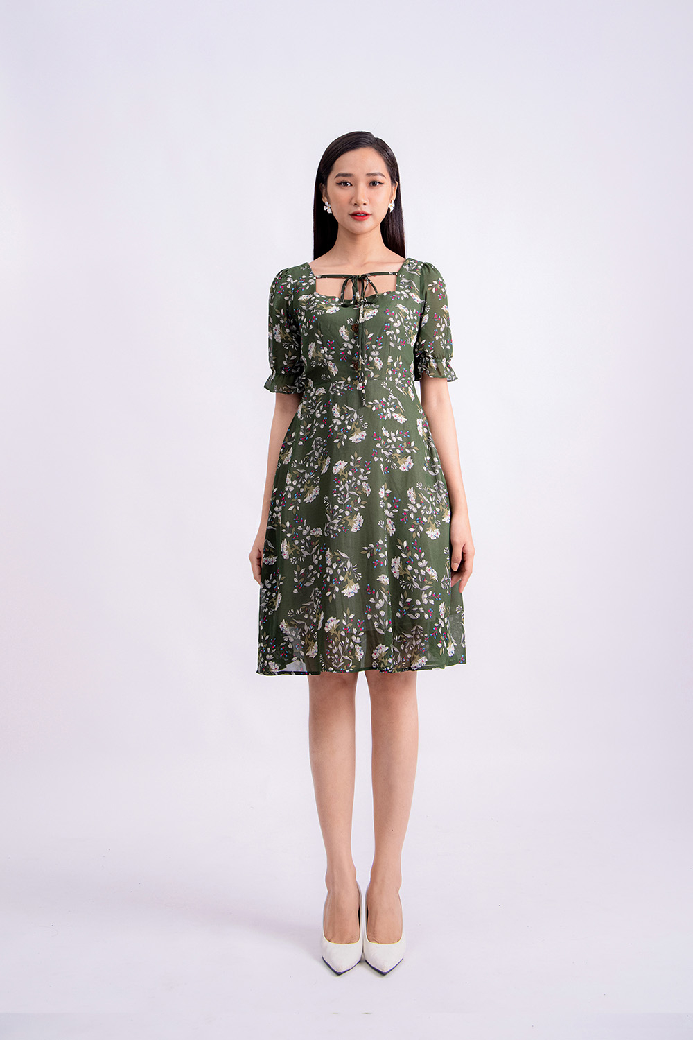 Đầm hoa dáng xòe cổ vuông phối nơ