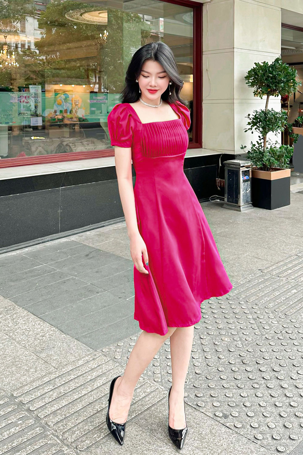 Đầm xòe tay phồng ngực xếp ly