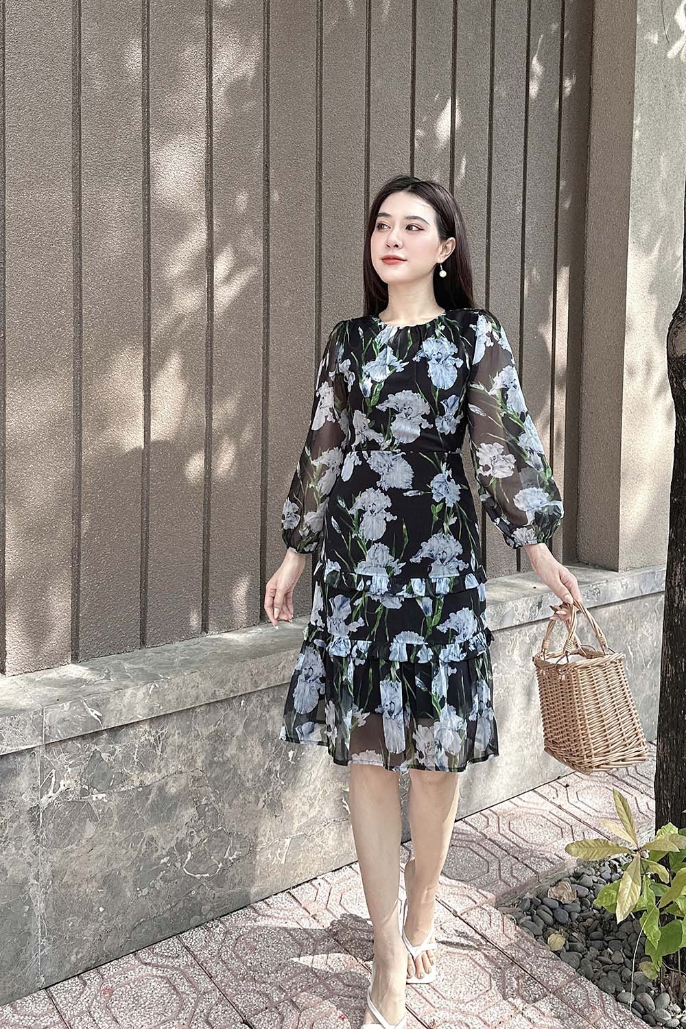 Đầm hoa đuôi cá tay dài