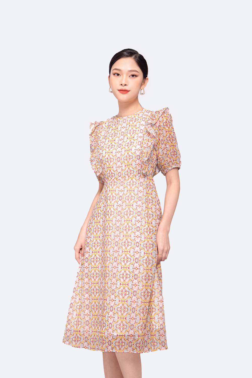 Đầm chữ a họa tiết nhiều màu phối bèo