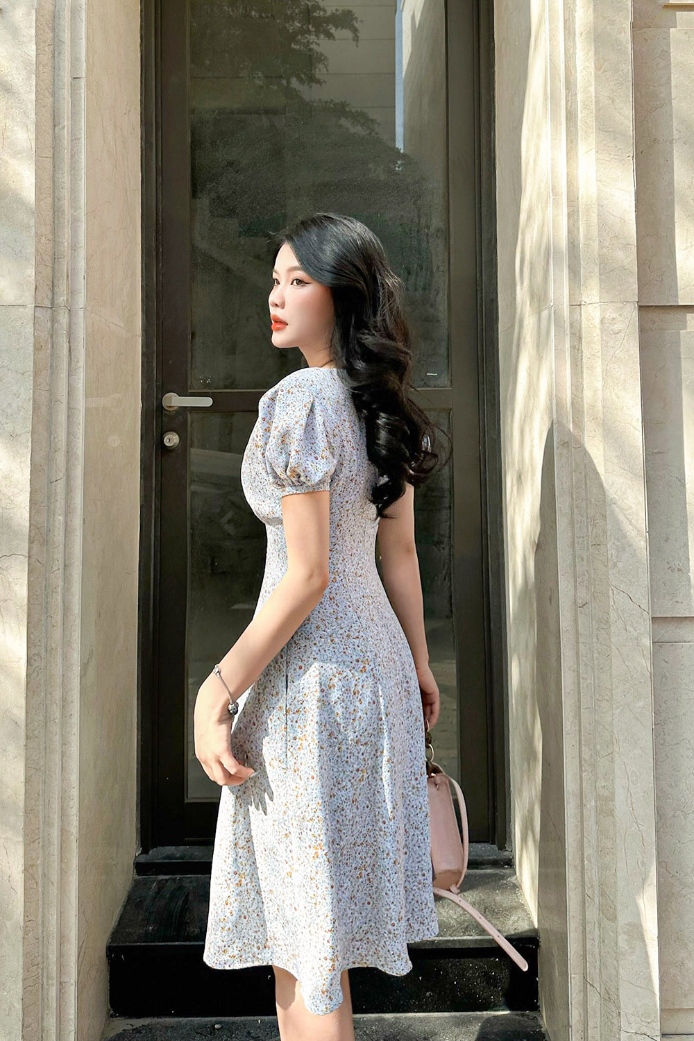Đầm hoa nhí công sở dáng chữ a nhấn eo cao