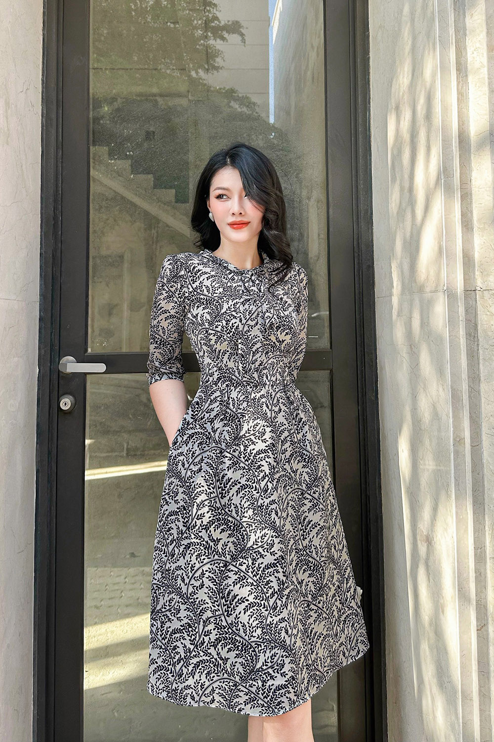 Đầm xòe công sở họa tiết tay lửng