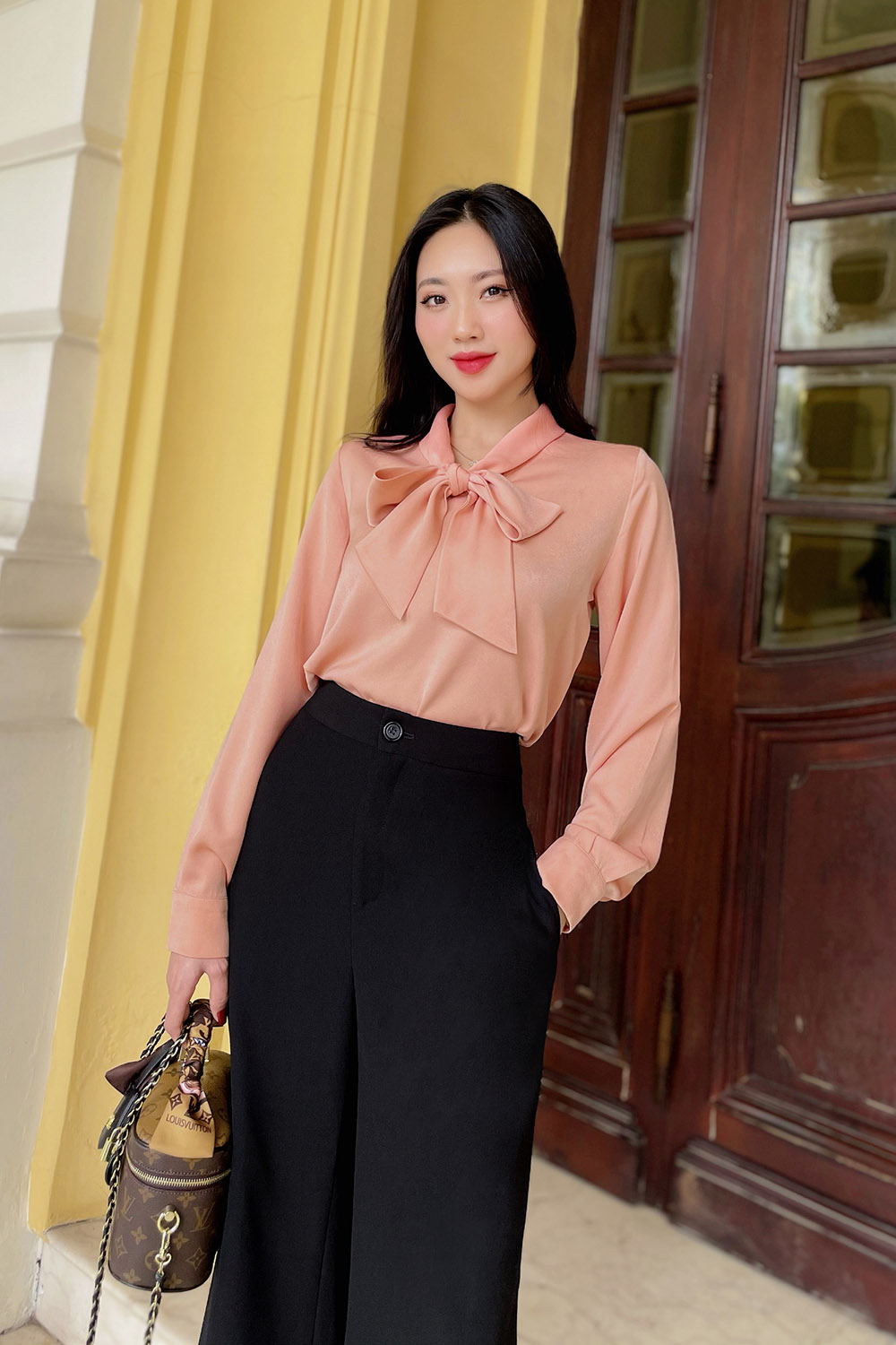 Áo sơ mi lụa kiểu nữ cổ phối nơ  ASM12-11