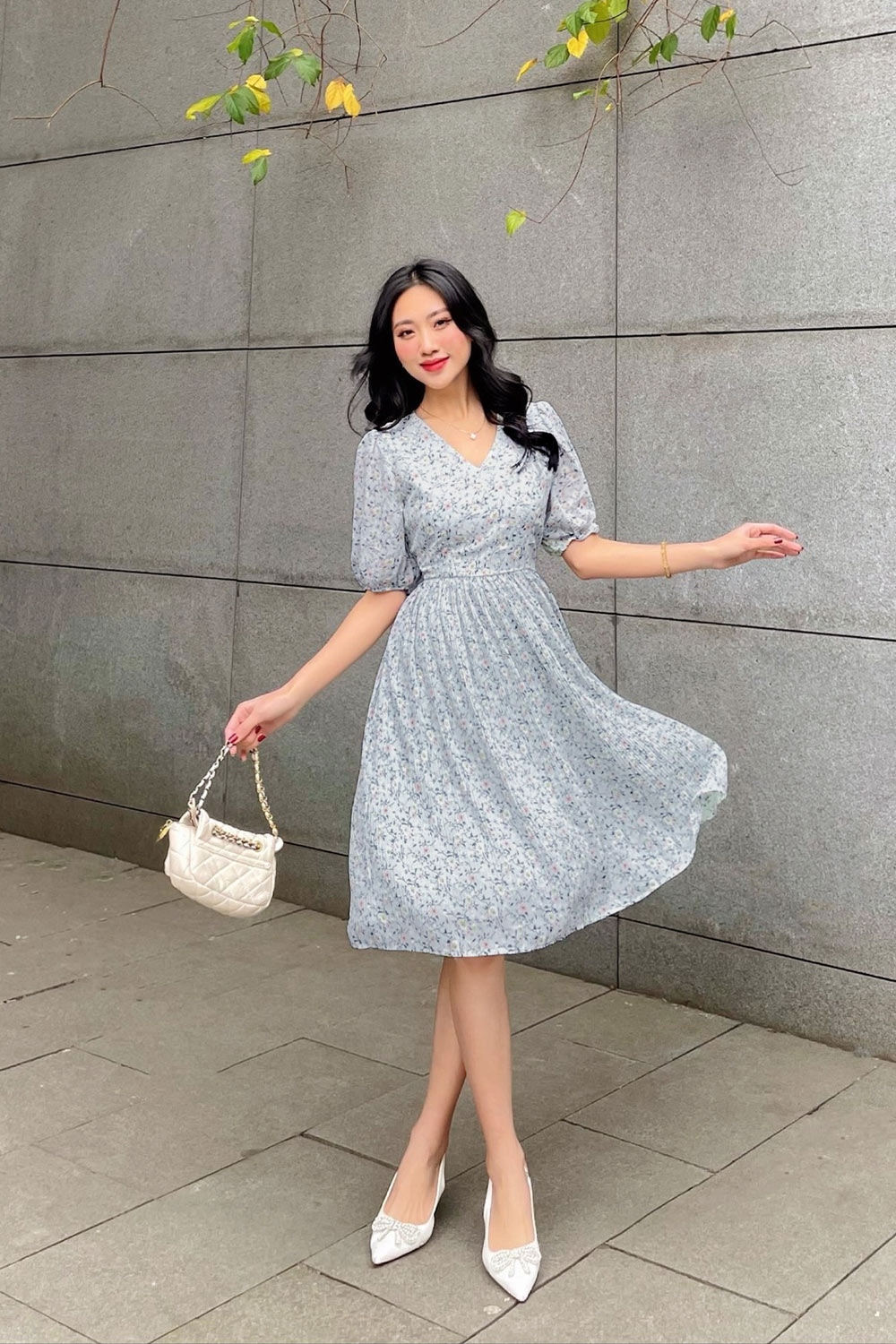 Đầm xòe hoa nhí tùng váy xếp ly