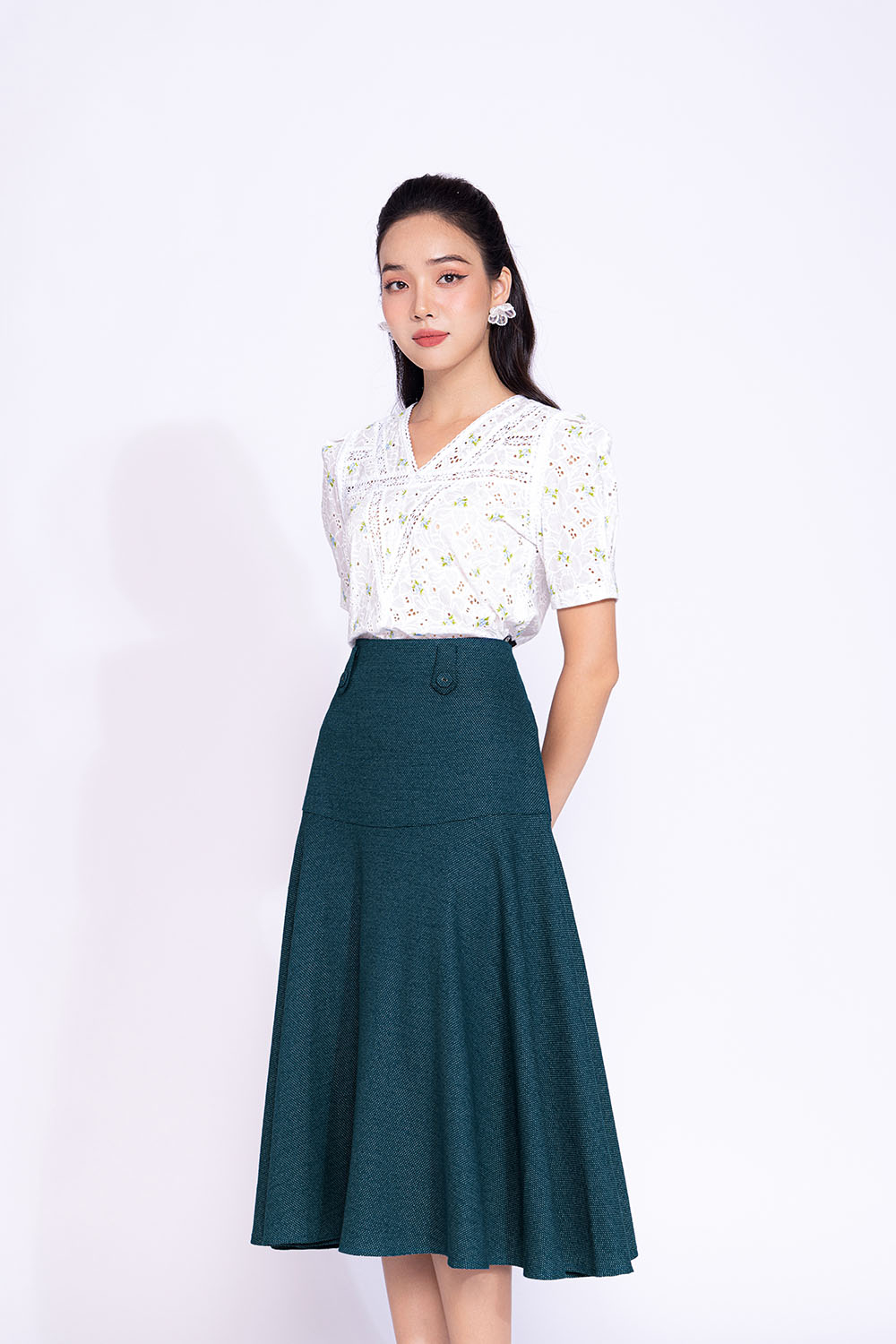 Áo kiểu nữ công sở đẹp phối ren