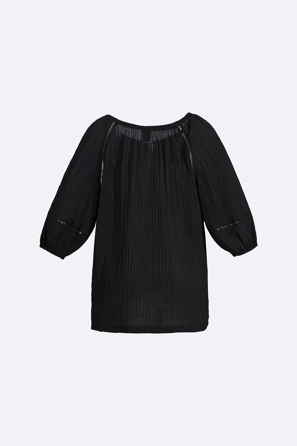 Áo kiểu nữ màu đen cổ phối nơ