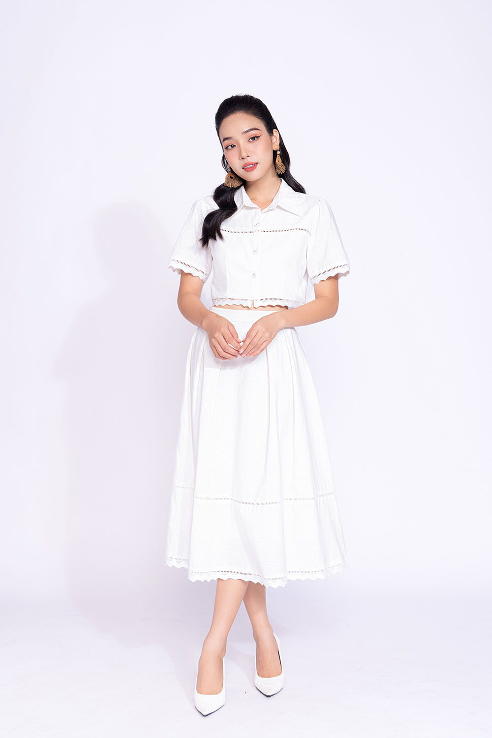 Áo sơ mi nữ croptop màu trắng