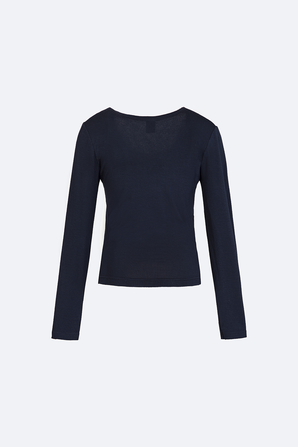 Áo thun ôm màu xanh tay dài cổ V