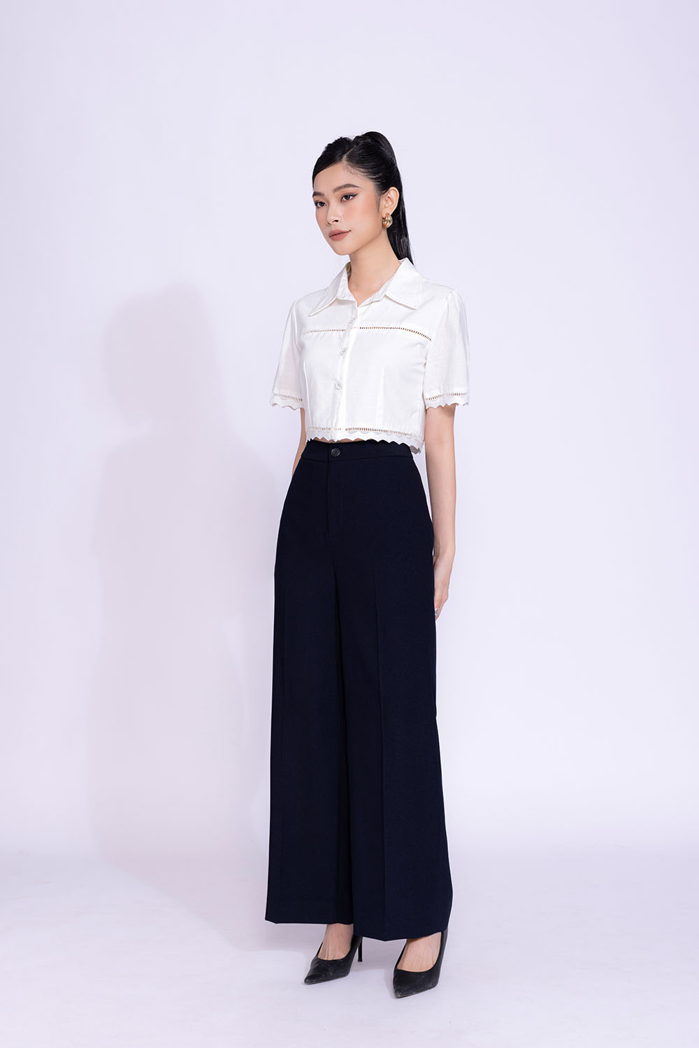 Quần ống suông màu xanh đen công sở