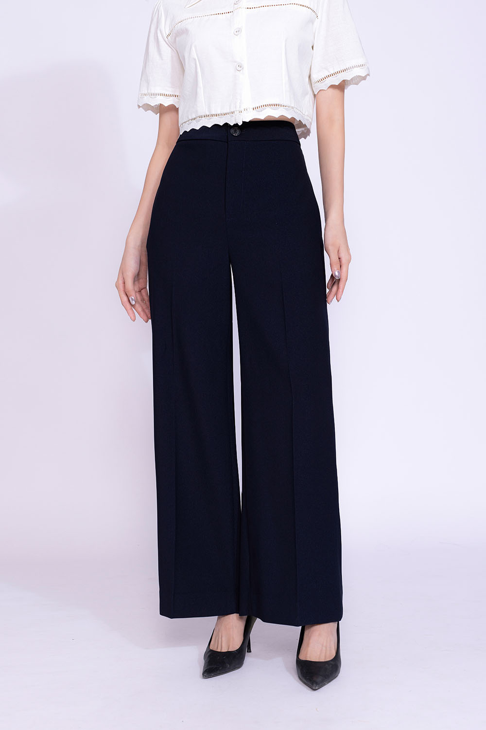 Quần ống suông màu xanh đen công sở