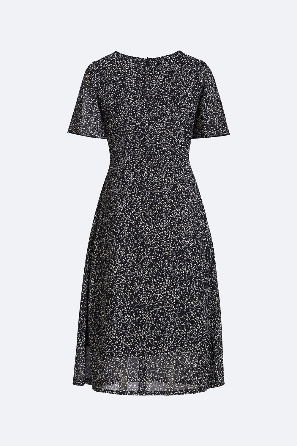 Đầm hoa nhí dáng xòe nhẹ cổ vuông