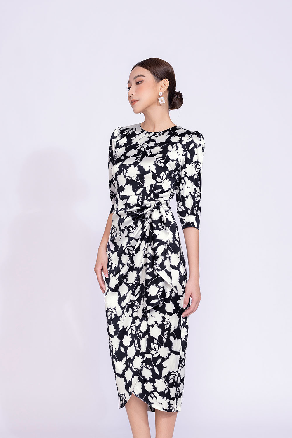 Đầm hoa đắp chéo wrap dress nhấn eo