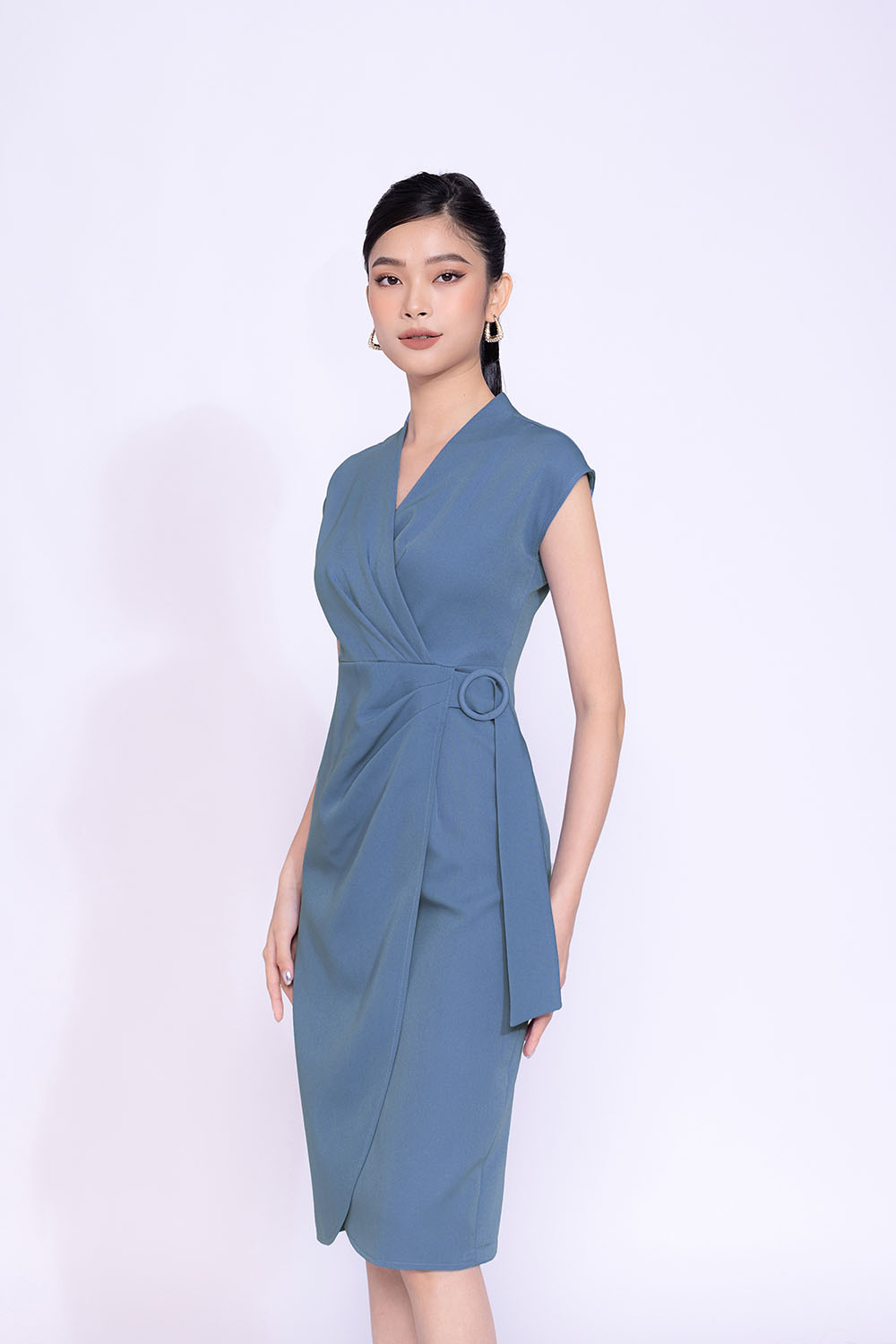 Đầm wrap dress công sở nhấn eo