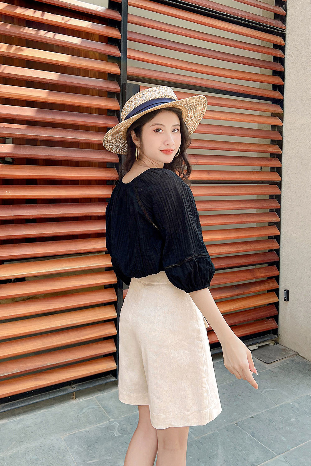 Quần short linen bột phối 2 túi
