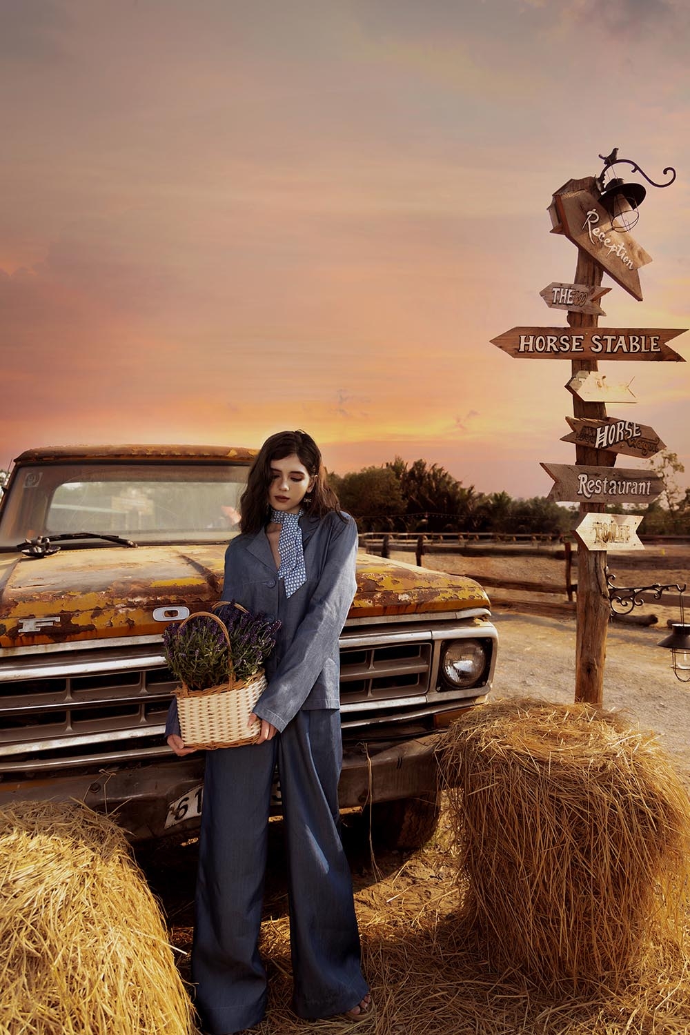 Quần công sở ống suông denim