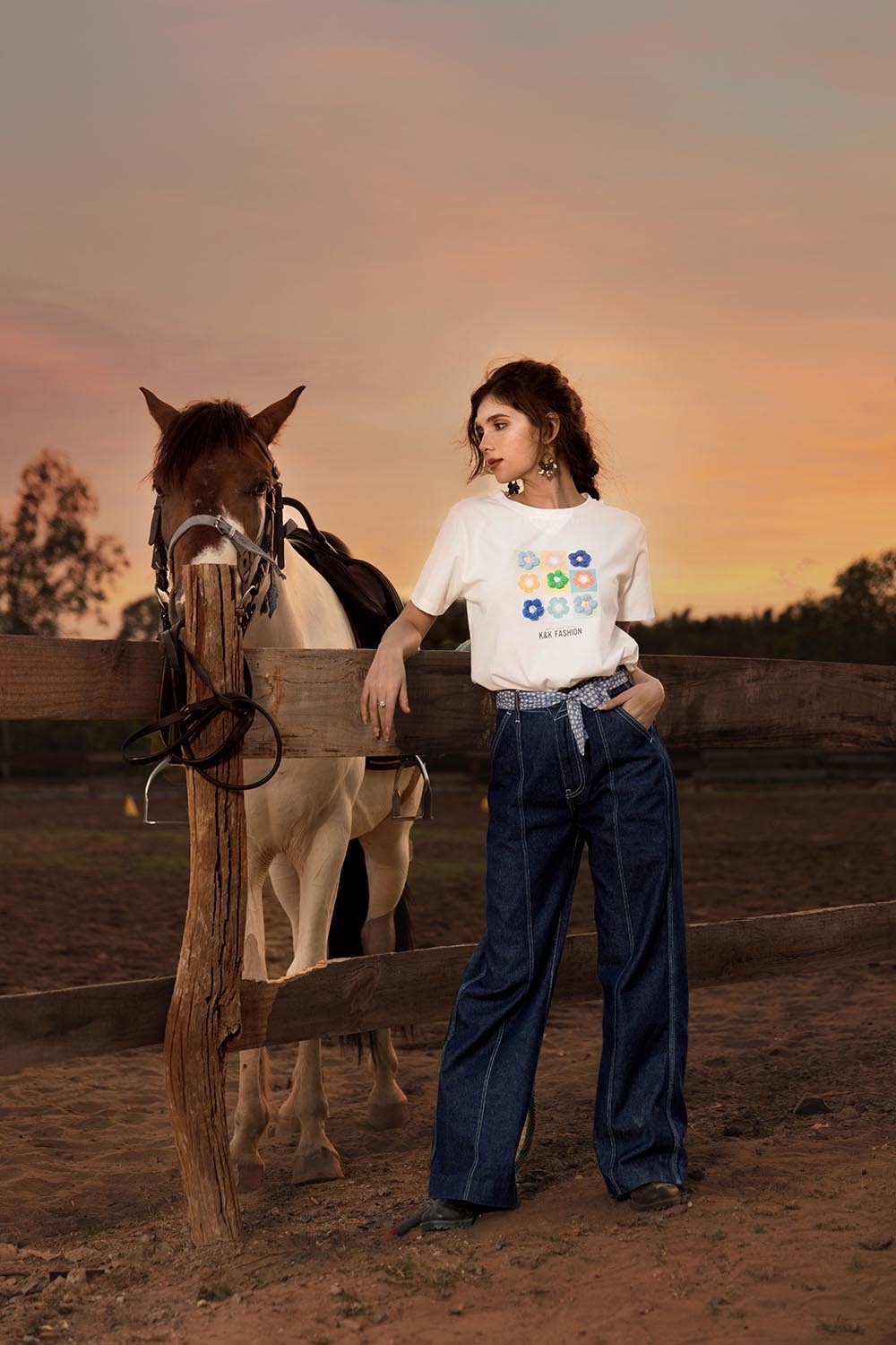 Quần jean nữ ống suông phối chỉ trắng QJ-08