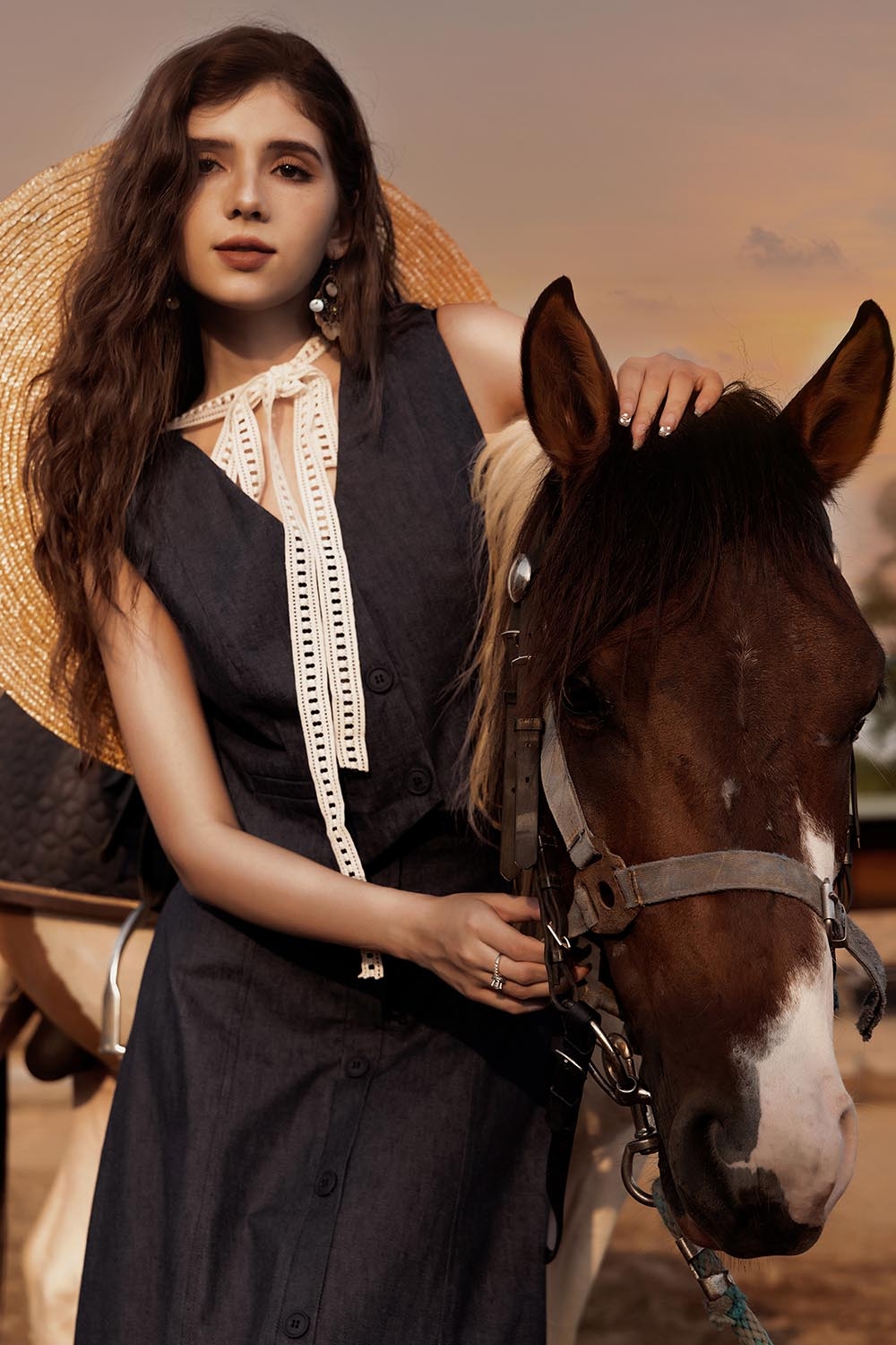 Áo gile nữ croptop chất liệu denim ASM12-27