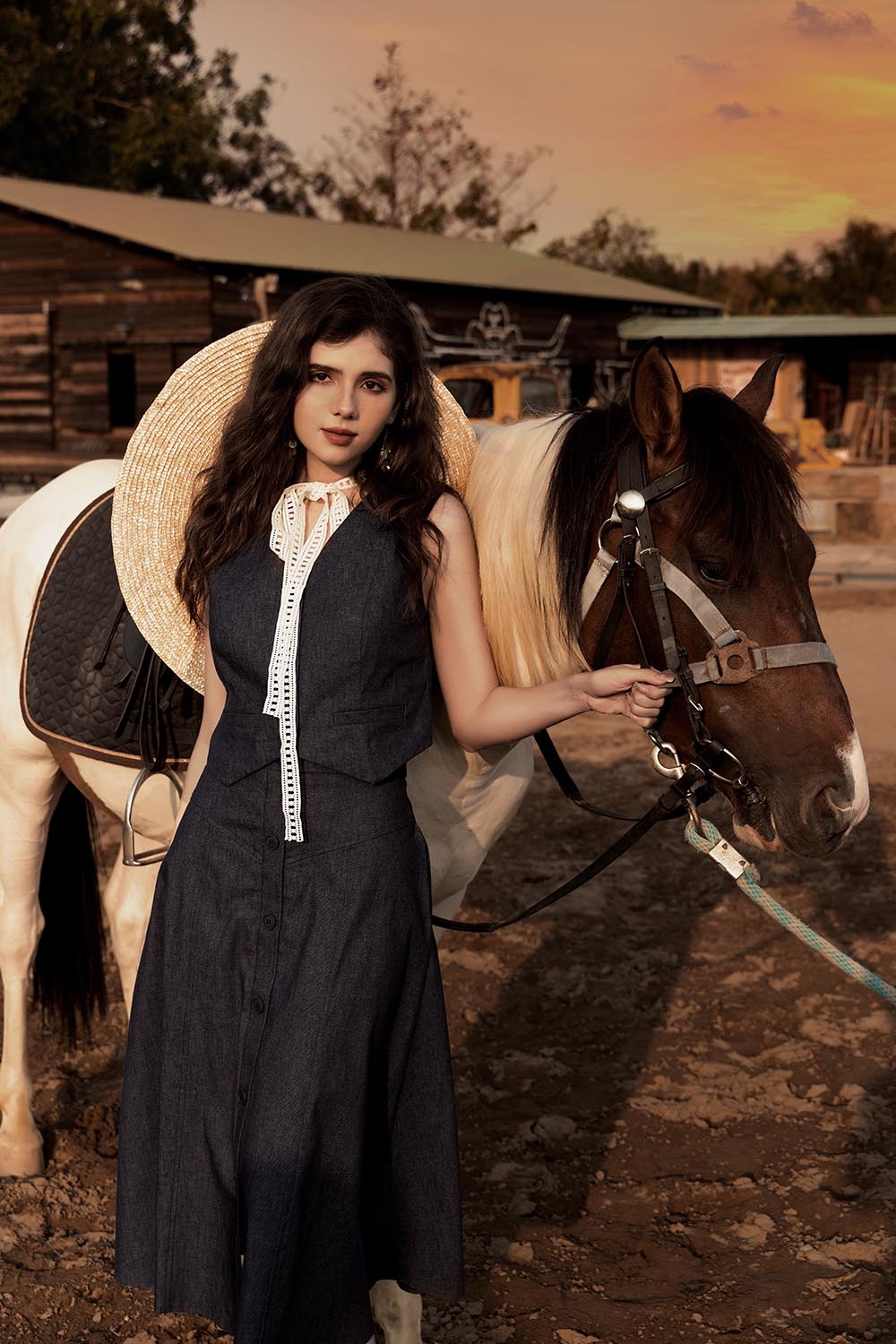 Chân váy denim dáng chữ A phối nút CV05-15