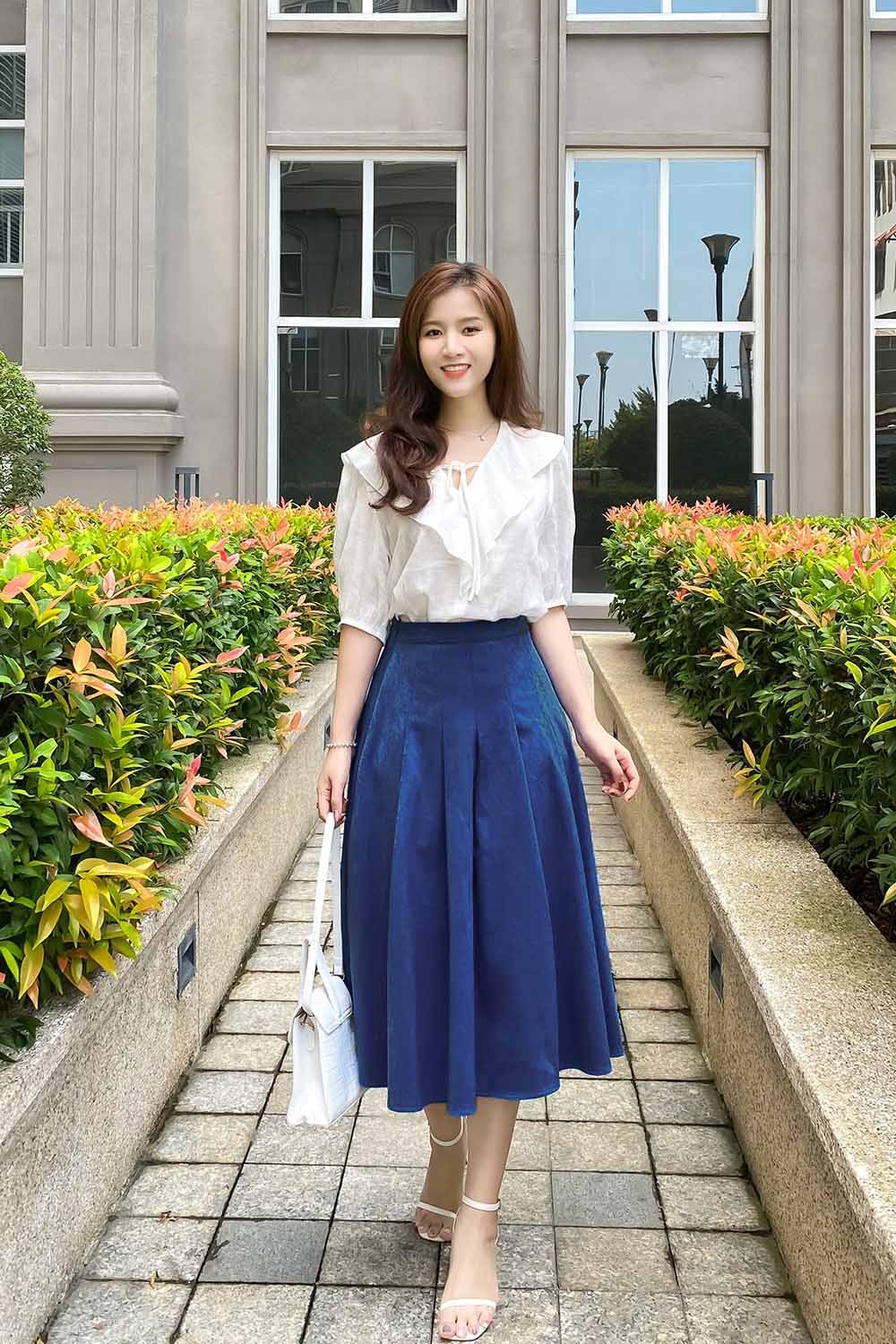 Áo trắng kiểu công sở cổ viền bèo thắt nơ