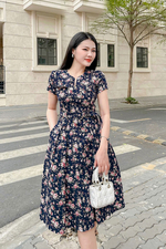Đầm xòe họa tiết hoa cổ xẻ V