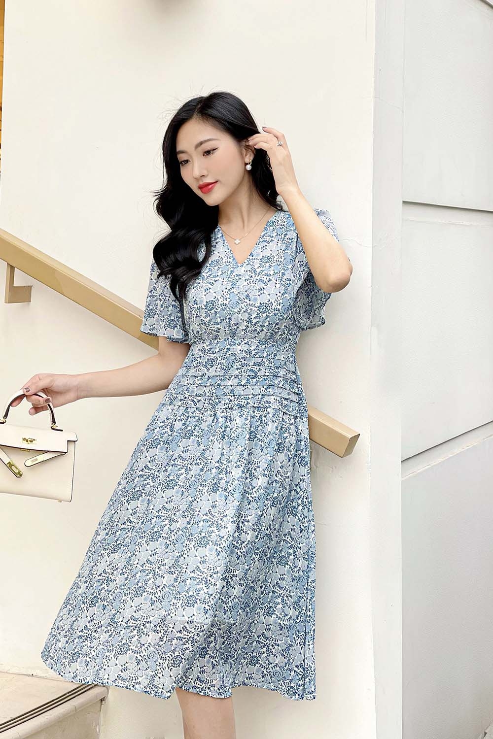 Đầm hoa nhí dáng xòe cổ V KK120-07