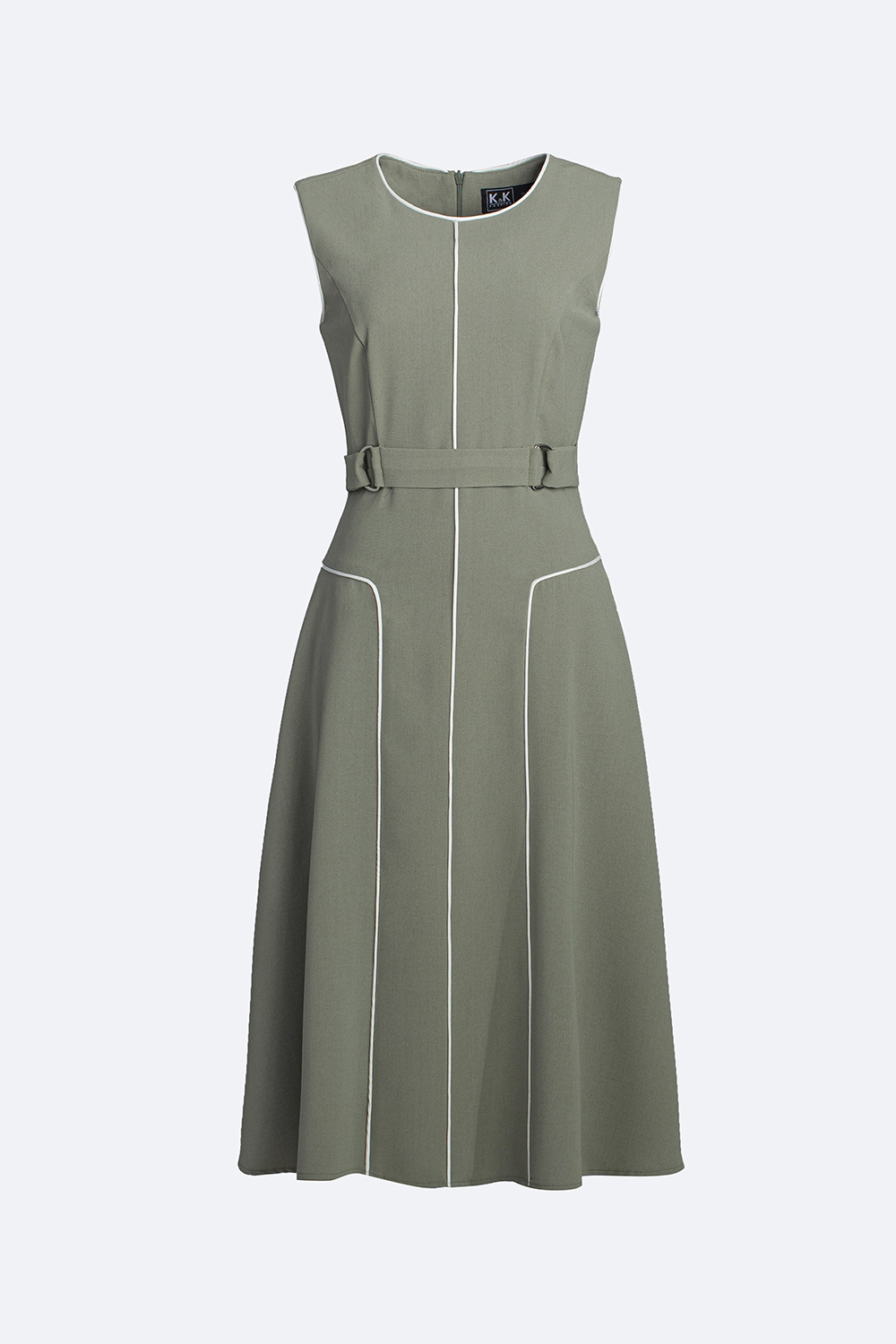 Đầm sát nách dáng xòe kèm đai eo