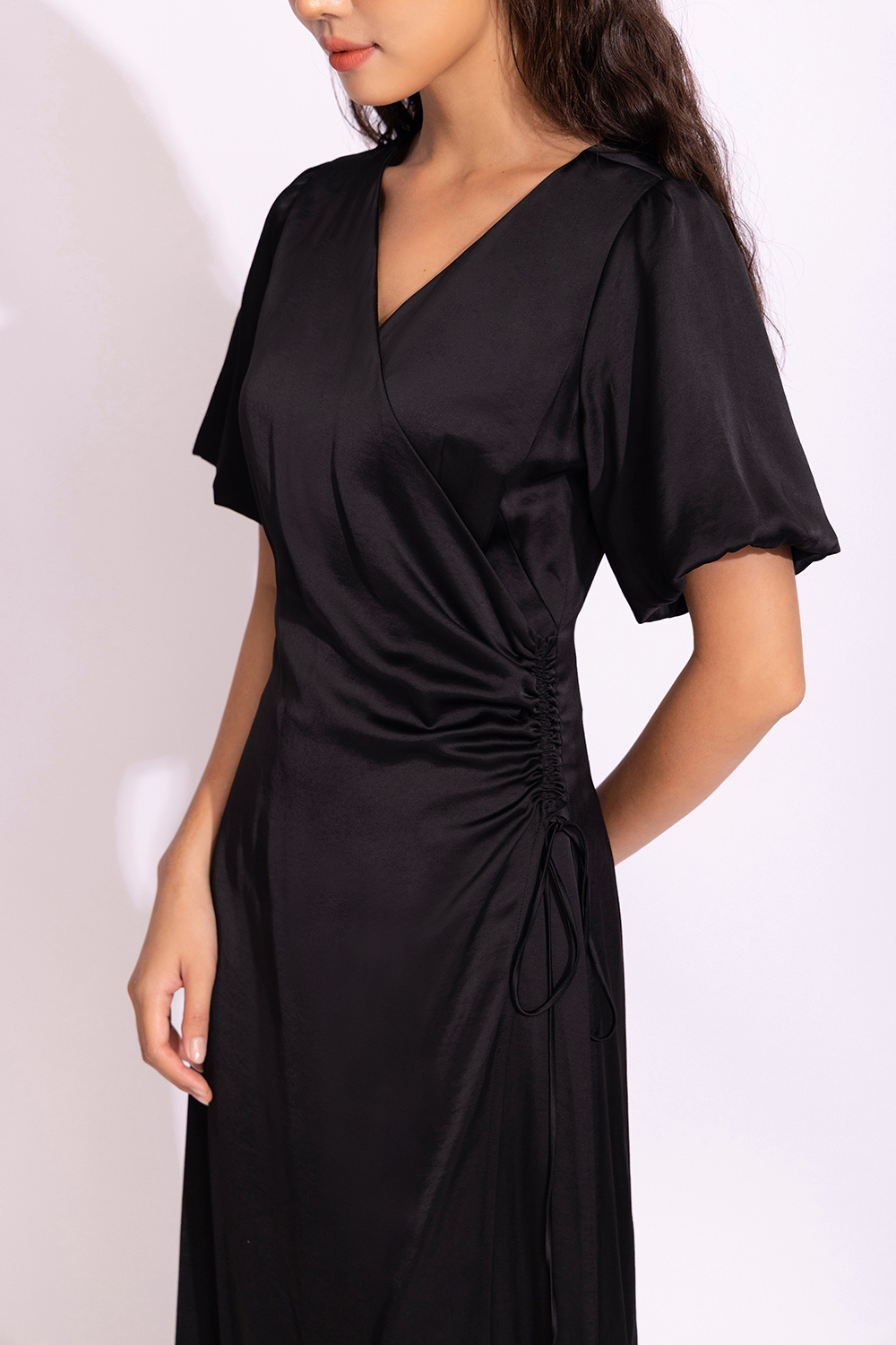 Đầm wrap dress cổ tim chéo thắt nơ