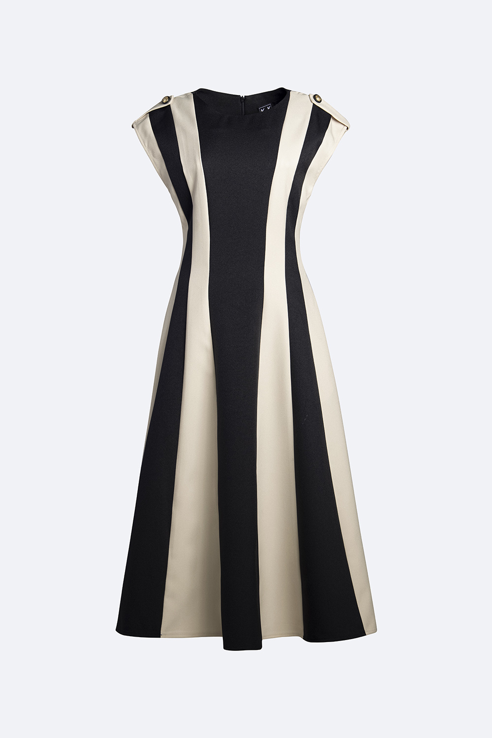 Đầm xòe tay hến cầu vai phối màu