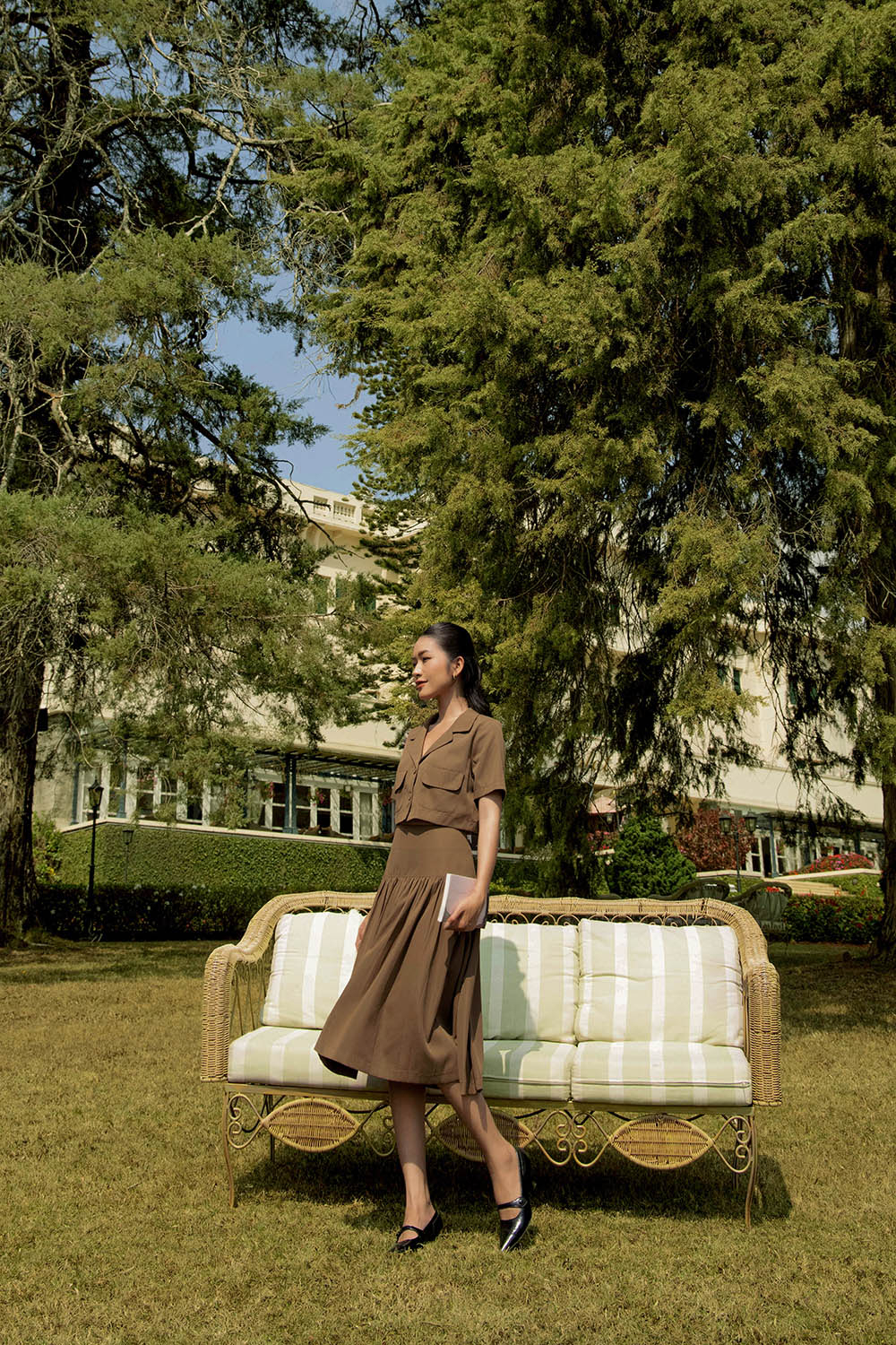 Chân váy xòe xếp ly công sở