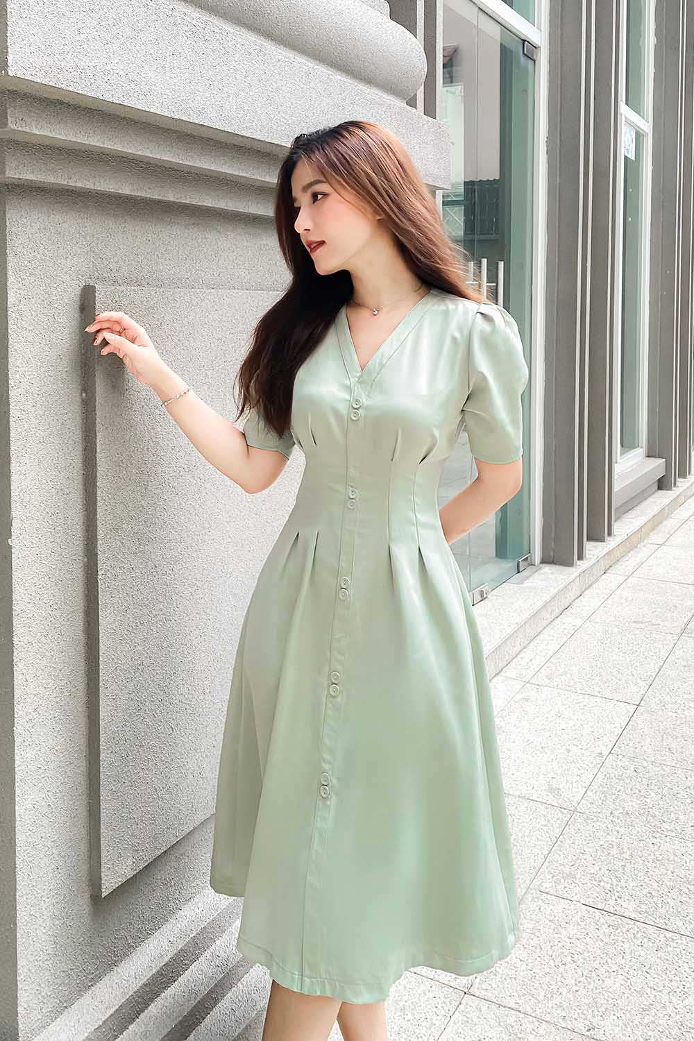Đầm ngắn công sở nữ dáng chữ A cổ V KK140-33