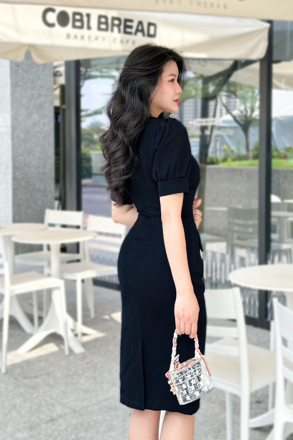 Đầm công sở dáng ôm phối nút