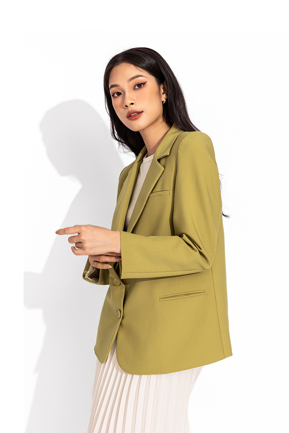 Áo blazer nữ hai túi trước