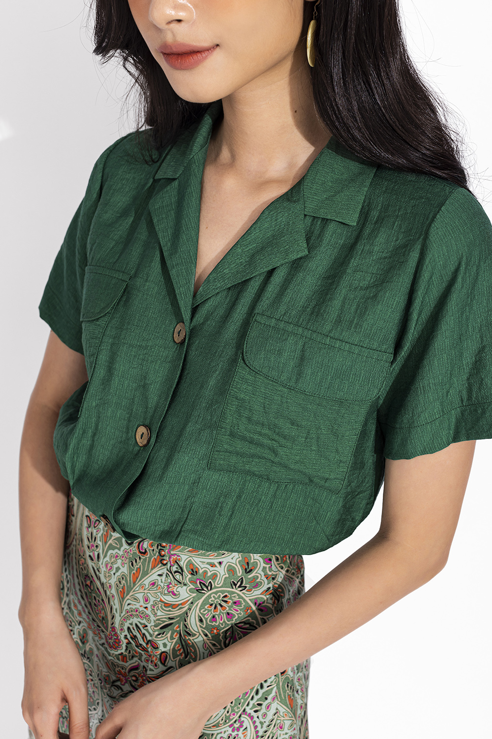 Áo croptop nữ cổ sơ mi