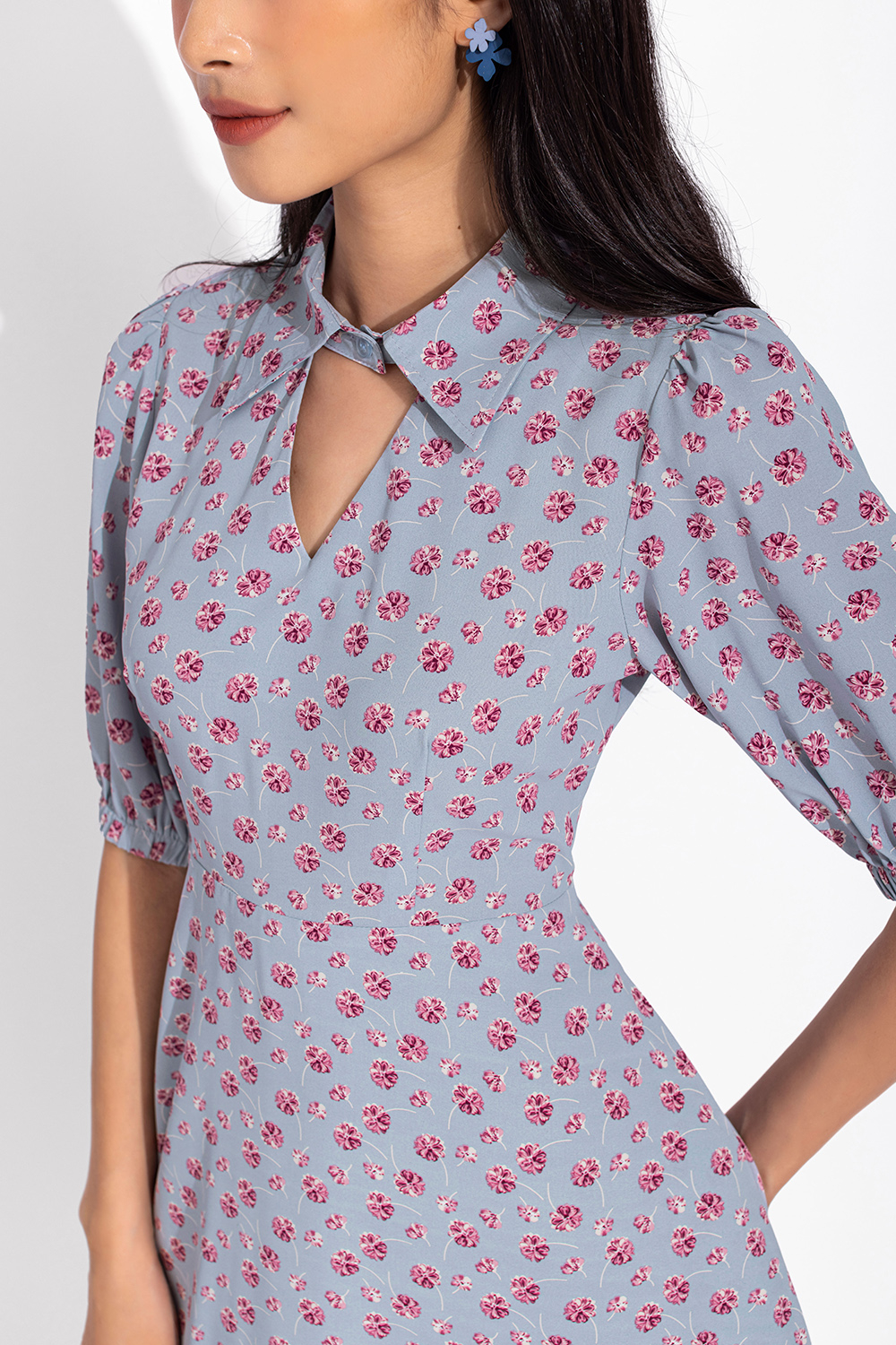 Đầm hoa công sở dáng xòe tay lỡ