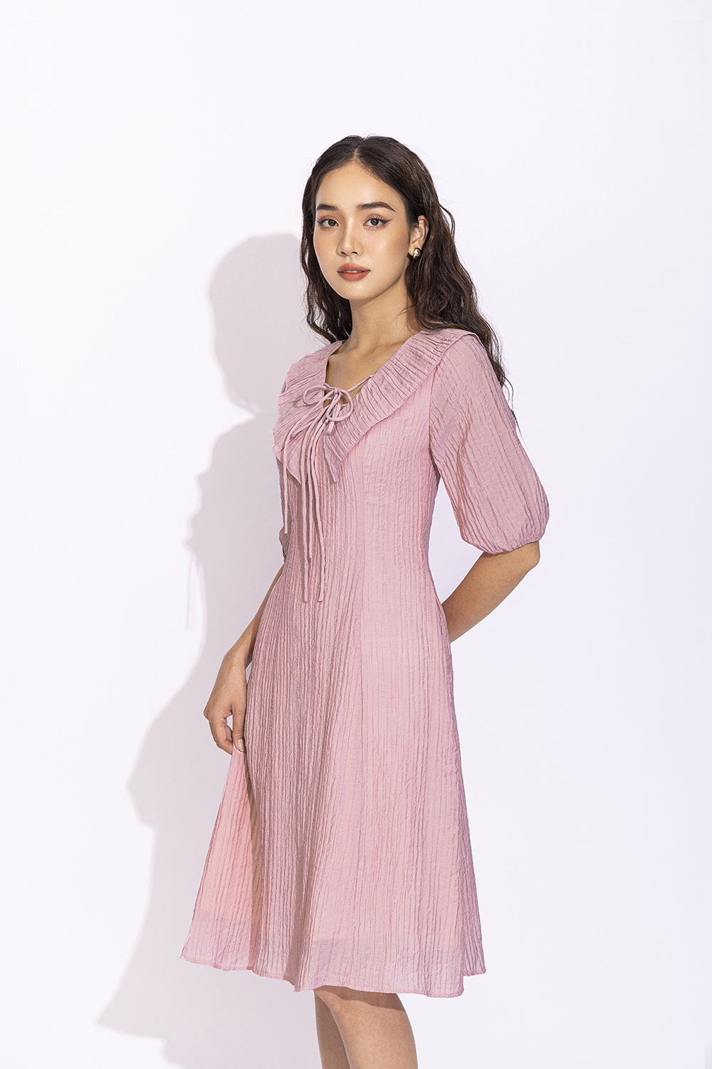 Đầm công sở dáng A cổ viền bèo