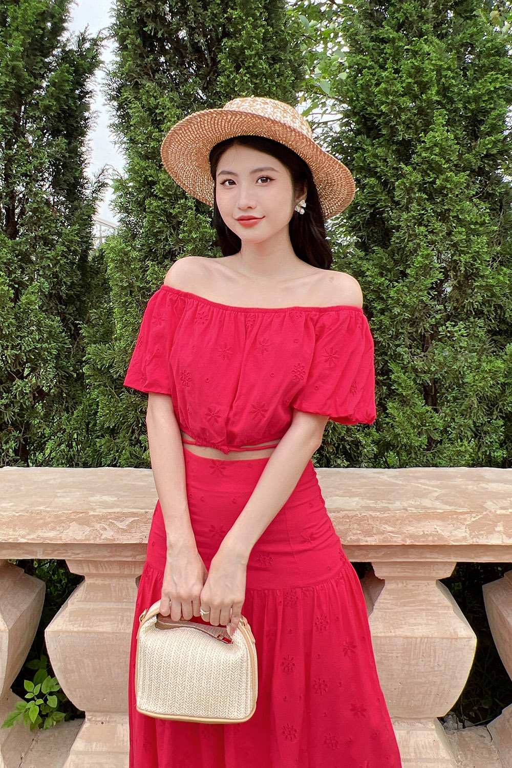 Áo croptop nữ trễ vai tay phồng