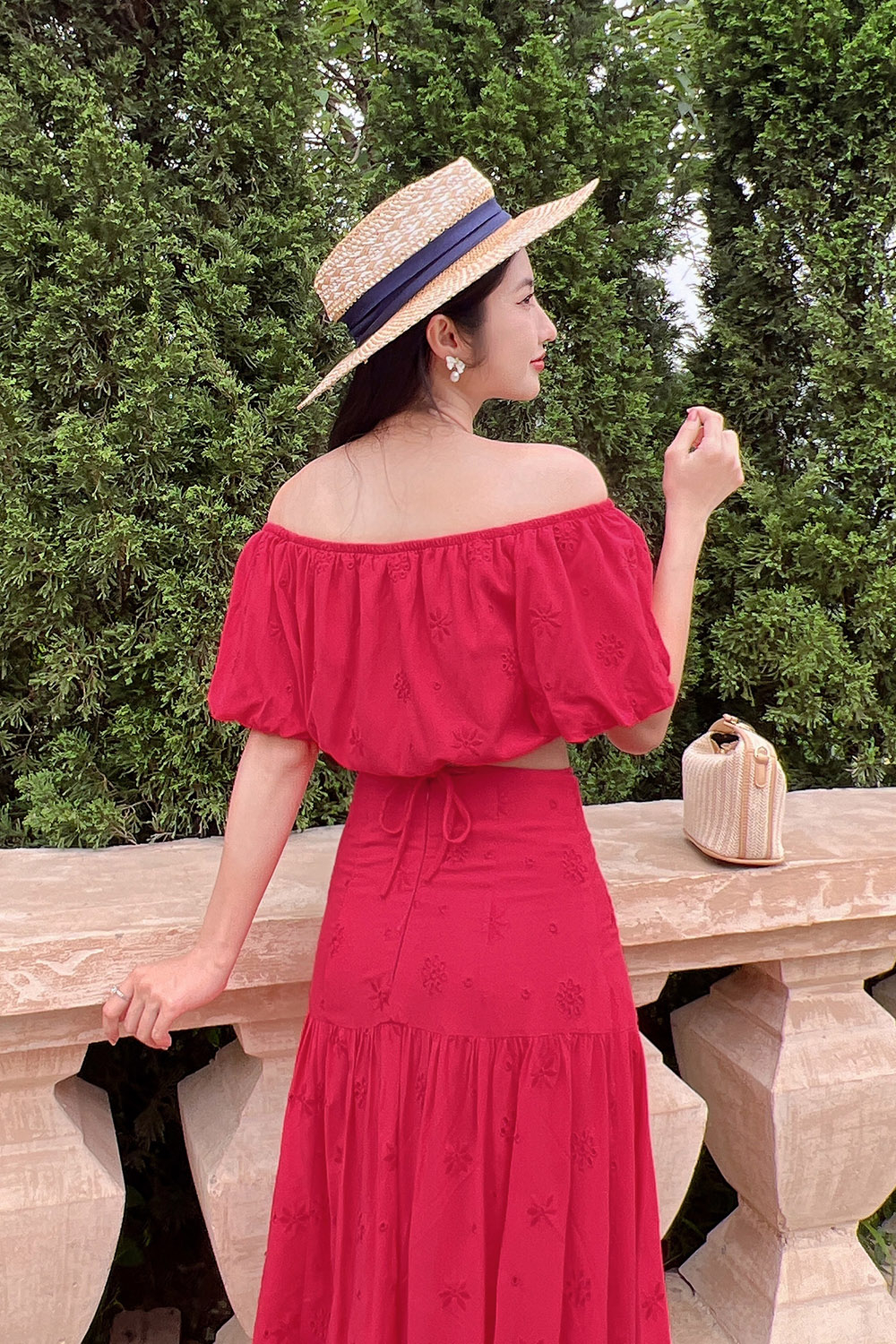 Áo croptop nữ trễ vai tay phồng