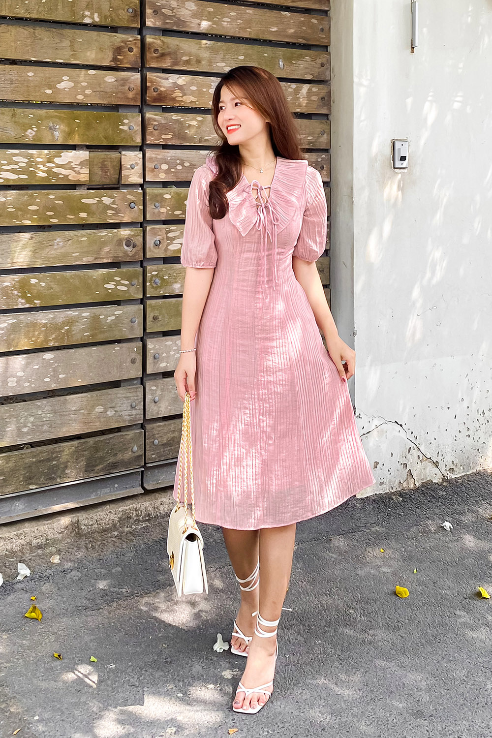 Đầm công sở dáng A cổ viền bèo