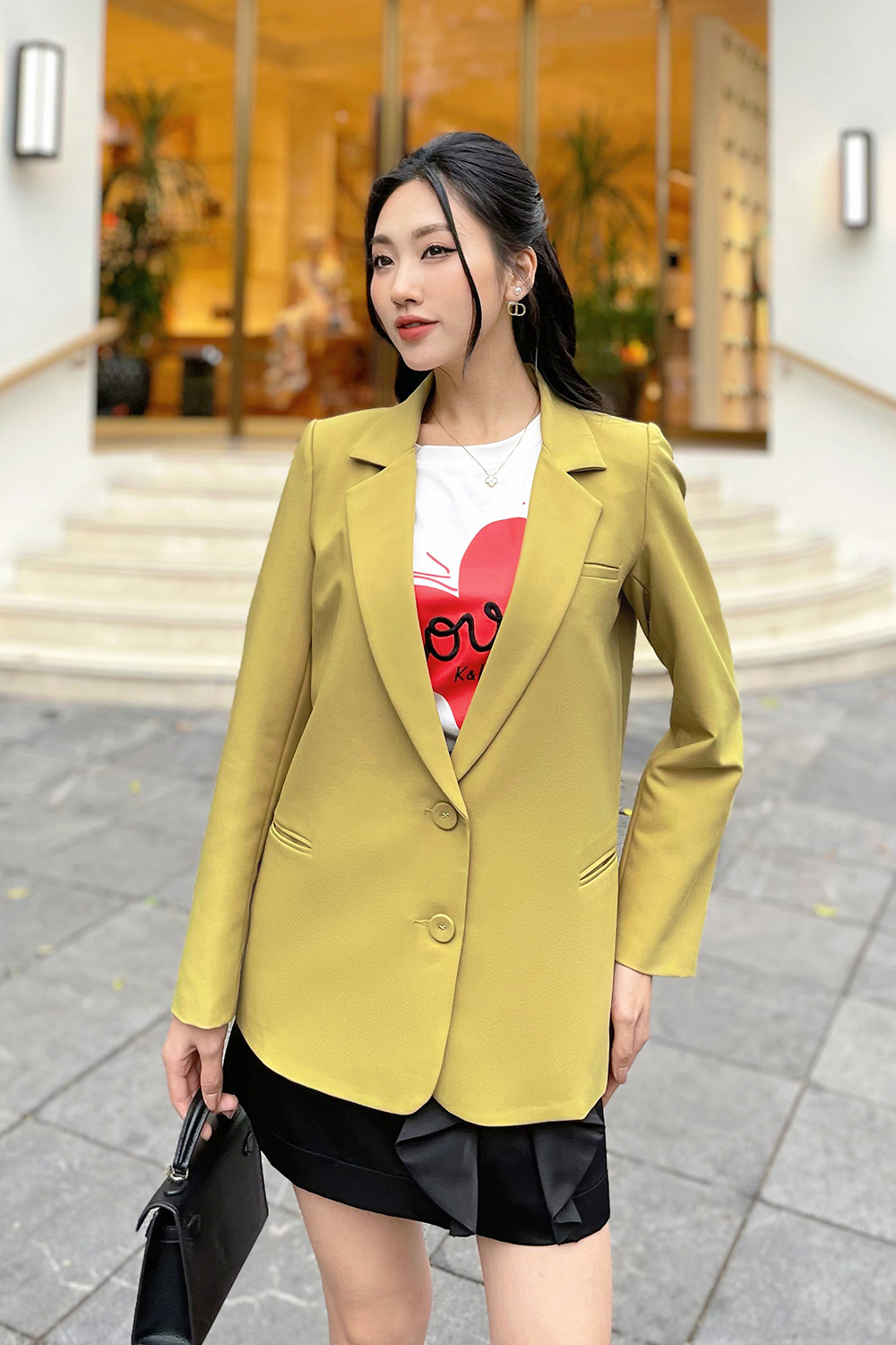 Áo blazer nữ hai túi trước