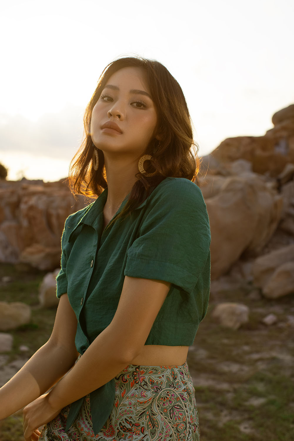 Áo croptop nữ tay ngắn buộc nơ eo