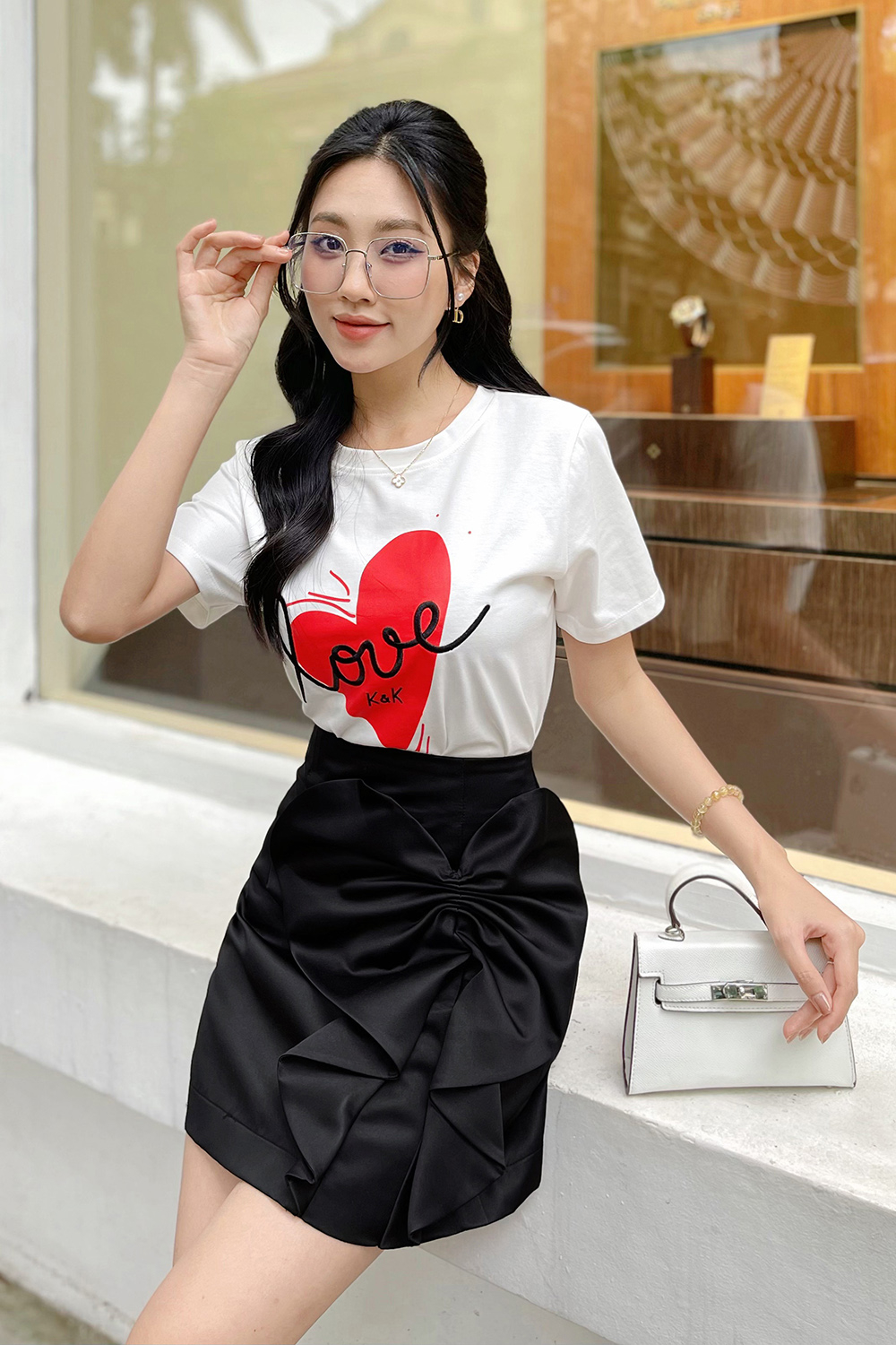 Áo thun nữ màu trắng tay ngắn