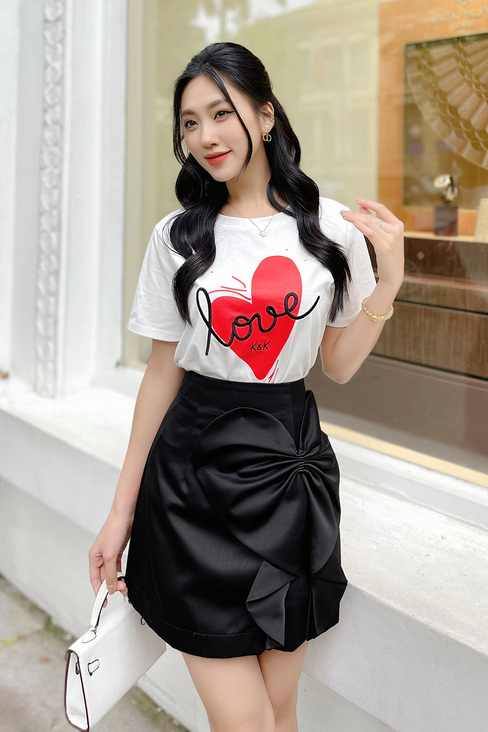 Áo thun nữ màu trắng tay ngắn